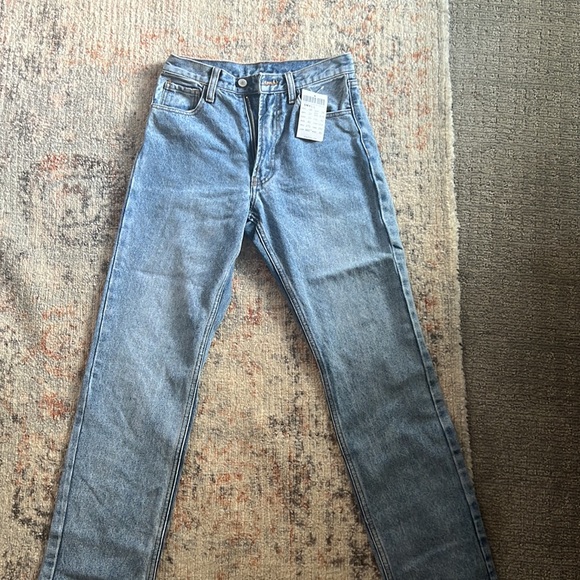 Too small! - Picture 2 of 3